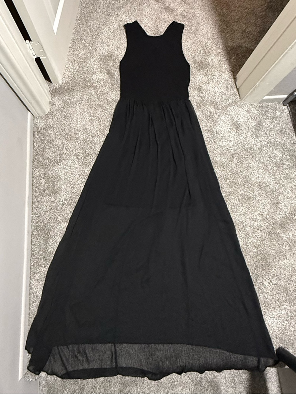 Alice + Olivia Black Sleeveless Maxi Dress Small